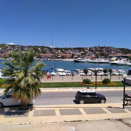 Venues Park Apart Suites Кешме Экстерьер фото